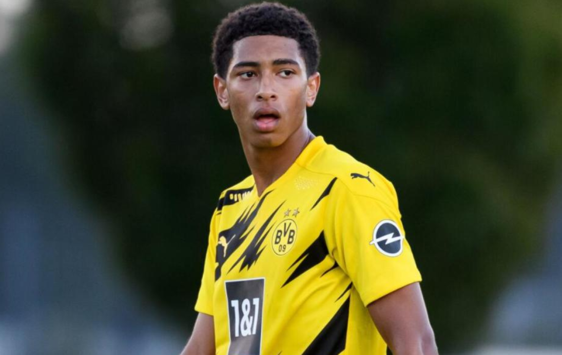 记者：杨希、向余望对阵韩国U22时大概率无法出场