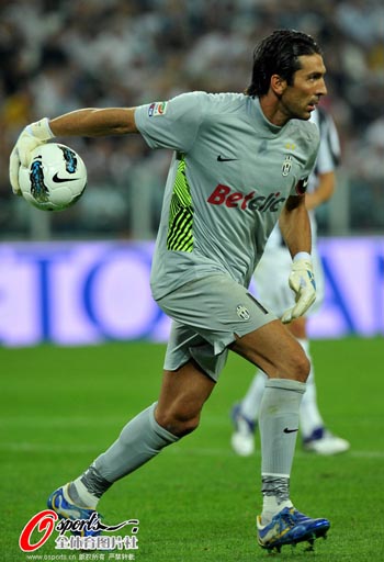 河南队官方发布招商合作公告：招募足协杯决赛与新赛季合作方（河南队官宣招商：面向足协杯决赛及新赛季招募合作伙伴）