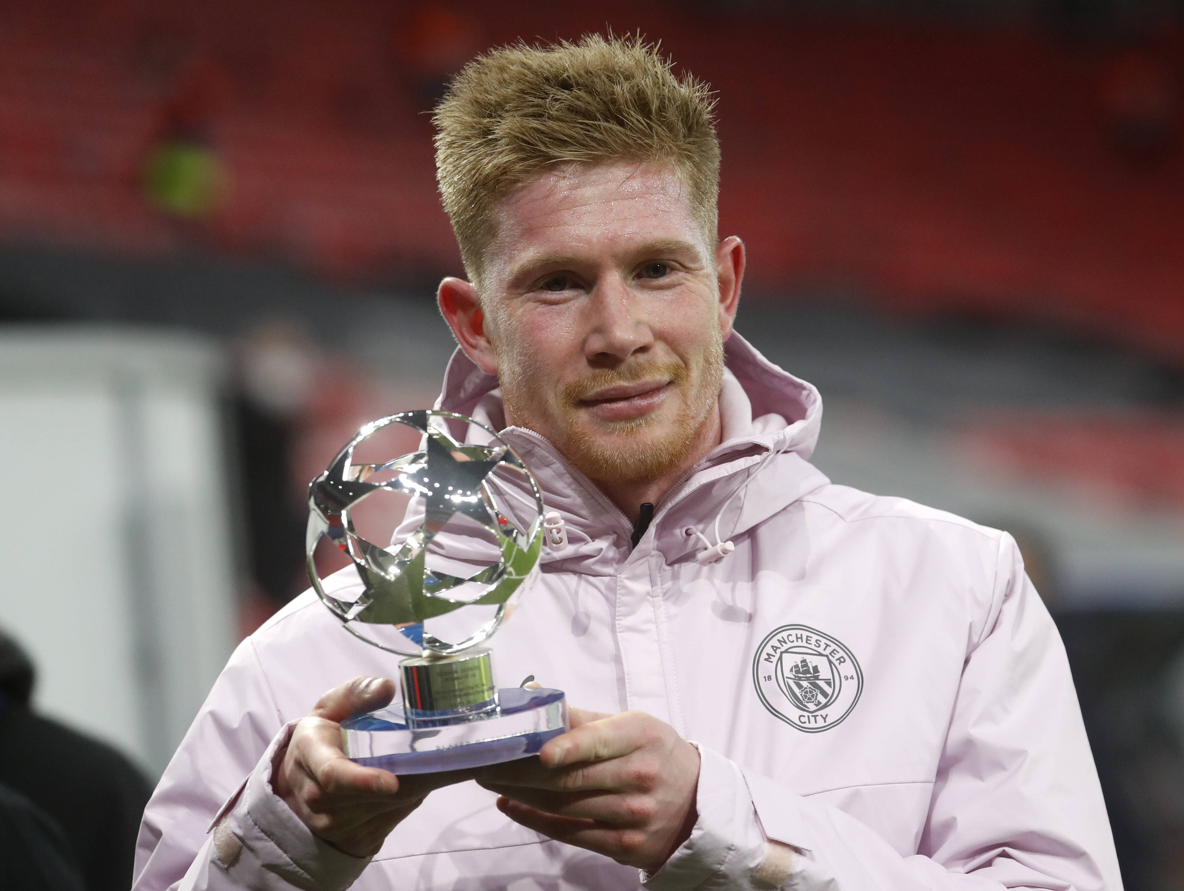 意媒：尤文在关注里昂中场莫顿，未来几周会进行试探性接触（意媒：尤文盯上里昂中场莫顿，数周内或展开试探接触）