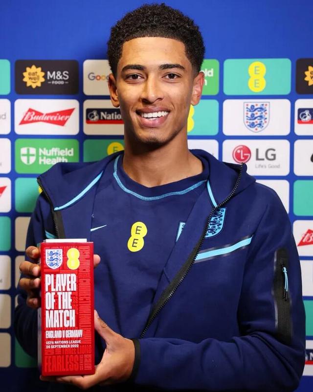 这队今天像是无敌模式