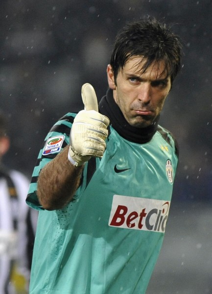 里贝里：“就我个人而言，我认为我和罗本在某些时候...