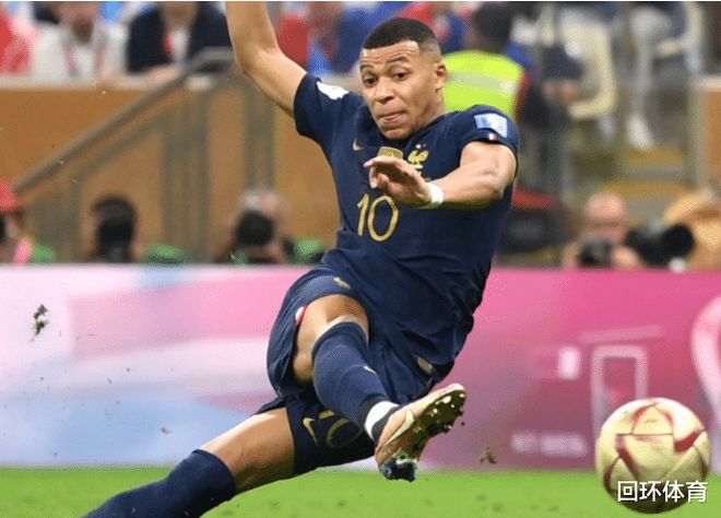 早报：维拉击败曼联延续十连胜（晨报：维拉力克曼联，豪取十连胜）