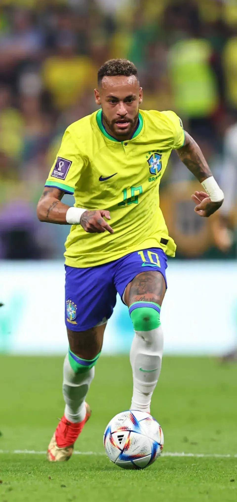 12球超越凯恩，劳塔罗是2025年欧冠进球最多的球员（劳塔罗以12球超越凯恩，领跑2025年欧冠射手榜）